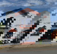 Dungog James Theatre - Accommodation Sydney