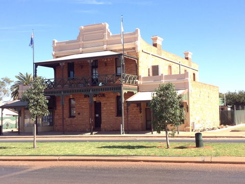 Old Gentleman's Club - Sydney 4u 0