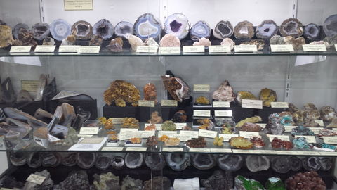 The Ted Elliott Mineral Collection - Accommodation Sydney 2