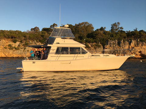 Cruising The  Swan River In At Sunset With Boutique Cruise - Sydney 4u 0