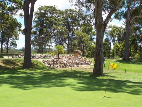 Frederickton Golf Club - Sydney 4u 0