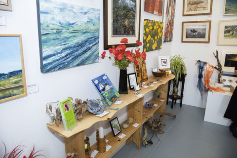 Lovett Gallery Cygnet - Sydney 4u 0