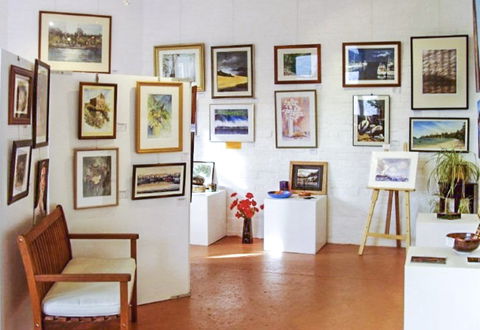 Lovett Gallery Cygnet - Sydney 4u 1