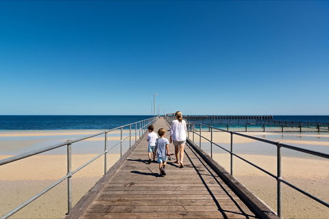 Moonta Bay Jetty - Sydney 4u 0