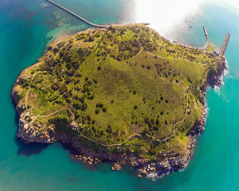 Granite Island Recreation Park - Sydney 4u 1