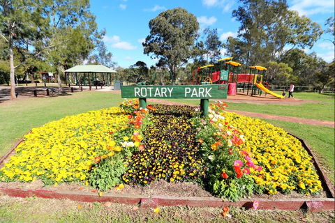 Kingaroy Rotary Park - Sydney 4u 0
