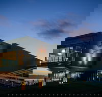 Mount Adelaide - Sydney 4u
