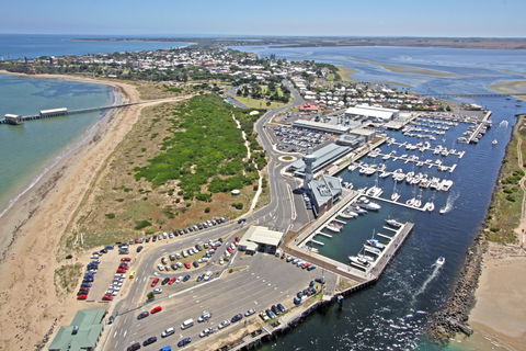 Queenscliff Harbour - Sydney 4u 1