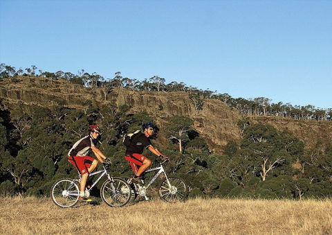 Victoria's High Country - Sydney 4u 2