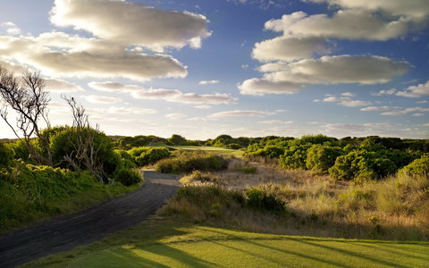13th Beach Golf Links - Accommodation Sydney 1
