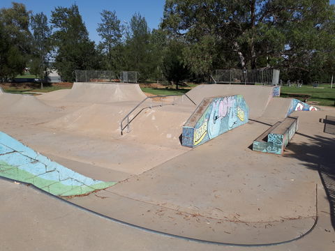 Cootamundra Skate Park - Sydney 4u 1