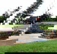 Dunwich War Memorial - Accommodation Sydney
