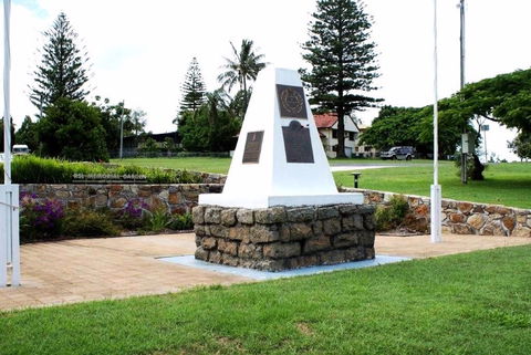 Dunwich War Memorial - Sydney 4u 0