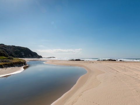 Kylies Beach - Accommodation Sydney 0