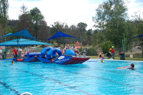 Marysville Outdoor Swimming Pool - Sydney 4u 1