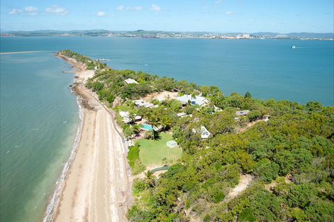 Quoin Island - Sydney 4u 0