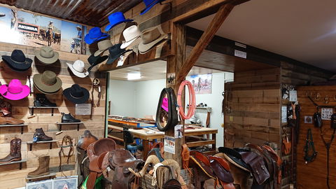Simon Martin Whips & Leathercraft - Accommodation Sydney 2