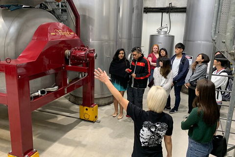 Hunter Valley Small Group Wine, Gin, Cheese & Chocolate Tour - Sydney 4u 9