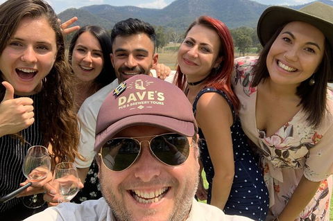 Hunter Valley Small Group Wine, Gin, Cheese & Chocolate Tour - Sydney 4u 4