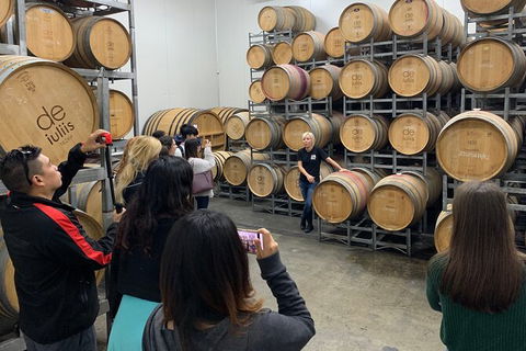 Hunter Valley Small Group Wine, Gin, Cheese & Chocolate Tour - Sydney 4u 8