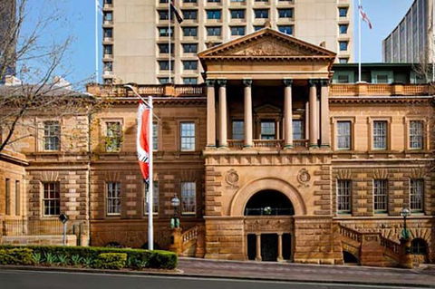 Sydney With Bondi And Beaches Essentials Private Day Tour - Sydney 4u 3