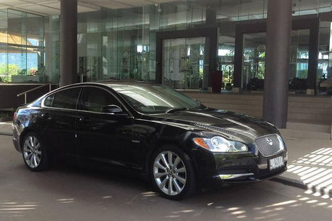 Jaguar Limousine Transfer Cairns Airport To Palm Cove - Accommodation Sydney 4