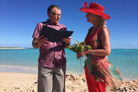 Elope In Paradise - Weddings At Mission Beach - Sydney 4u 4