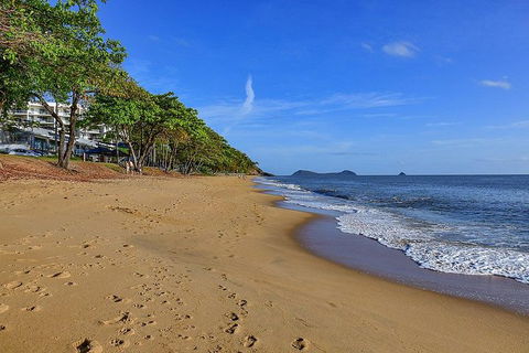 Airport Transfer - Palm Cove, Kewarra Beach & Trinity Beach To Cairns Airport - Accommodation Sydney 7