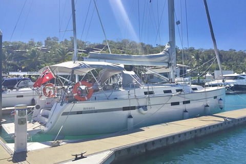 Sailing Curlew Escape On Moreton Bay - Accommodation Sydney 8