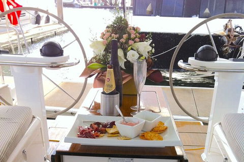 Sailing Curlew Escape On Moreton Bay - Accommodation Sydney 1