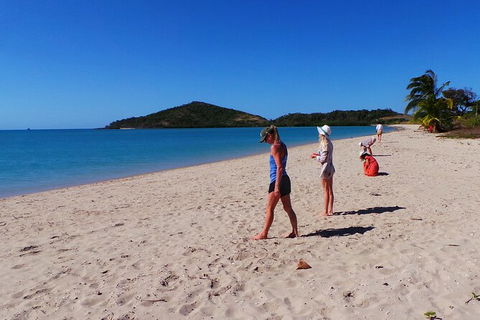 Small-Group Queensland Full-Day Sail Retreat Experience - Accommodation Sydney 7