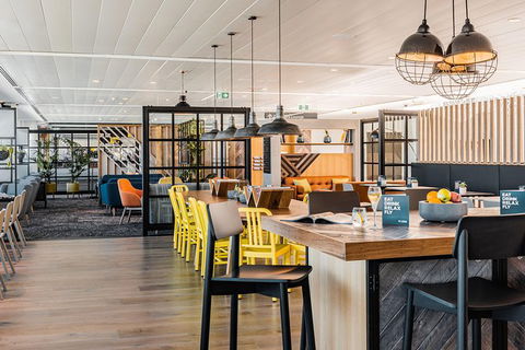 Brisbane Airport - My Lounge - Accommodation Sydney 0