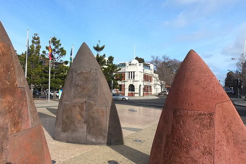 Private Walking Tour Of Old Geelong Town - Sydney 4u 6