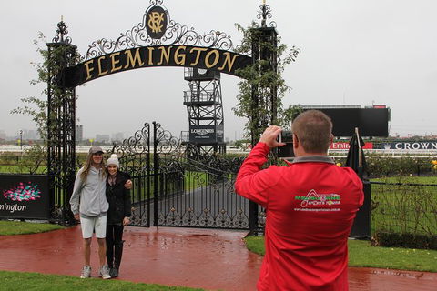 Ultimate Sports Lovers Bus Tour Of Melbourne - Sydney 4u 6
