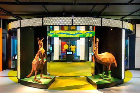 Ultimate Sports Lovers Bus Tour Of Melbourne - Sydney 4u 8