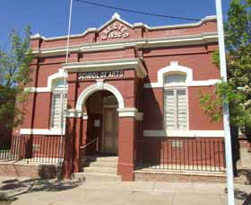 Grenfell NSW Accommodation Sydney