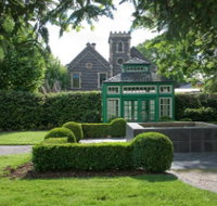 Melbourne General Cemetery - Sydney Resort