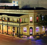 Crown  Anchor Hotel - Sydney 4u