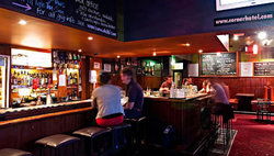 The Corner Hotel - Accommodation Sydney 2