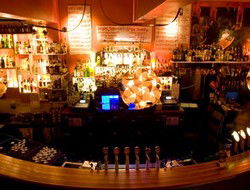Crown And Sceptre Hotel - Sydney 4u 1