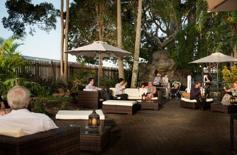 The Waterloo Bay Hotel - Accommodation Sydney 4