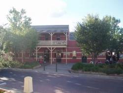 Alpine Hotel - Accommodation Sydney 0