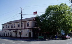Flanagans Border Inn Hotel - Accommodation Sydney 1
