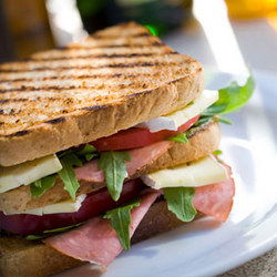 Royal Hotel Sunbury - Accommodation Sydney 1
