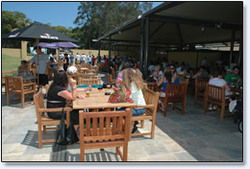 Bateau Bay Hotel - Accommodation Sydney 1