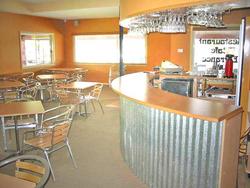 The Lake George Hotel - Accommodation Sydney 2