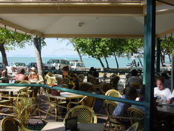 Apres Beach Bar & Grill - Palm Cove - Sydney 4u 2