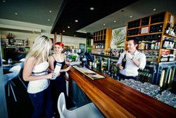 Henry Rous Tavern Hotel - Accommodation Sydney 3