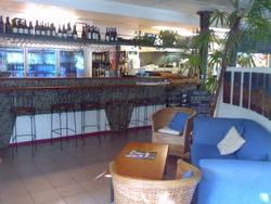 Clifton Capers Bar & Grill - Accommodation Sydney 3