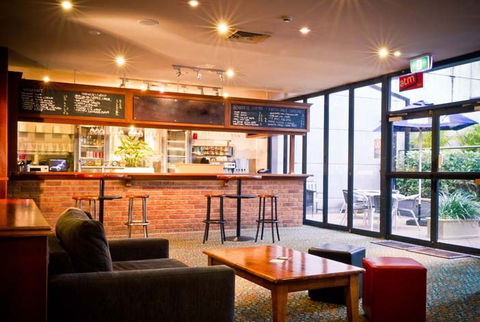 CBD Hotel Newcastle - Accommodation Sydney 0